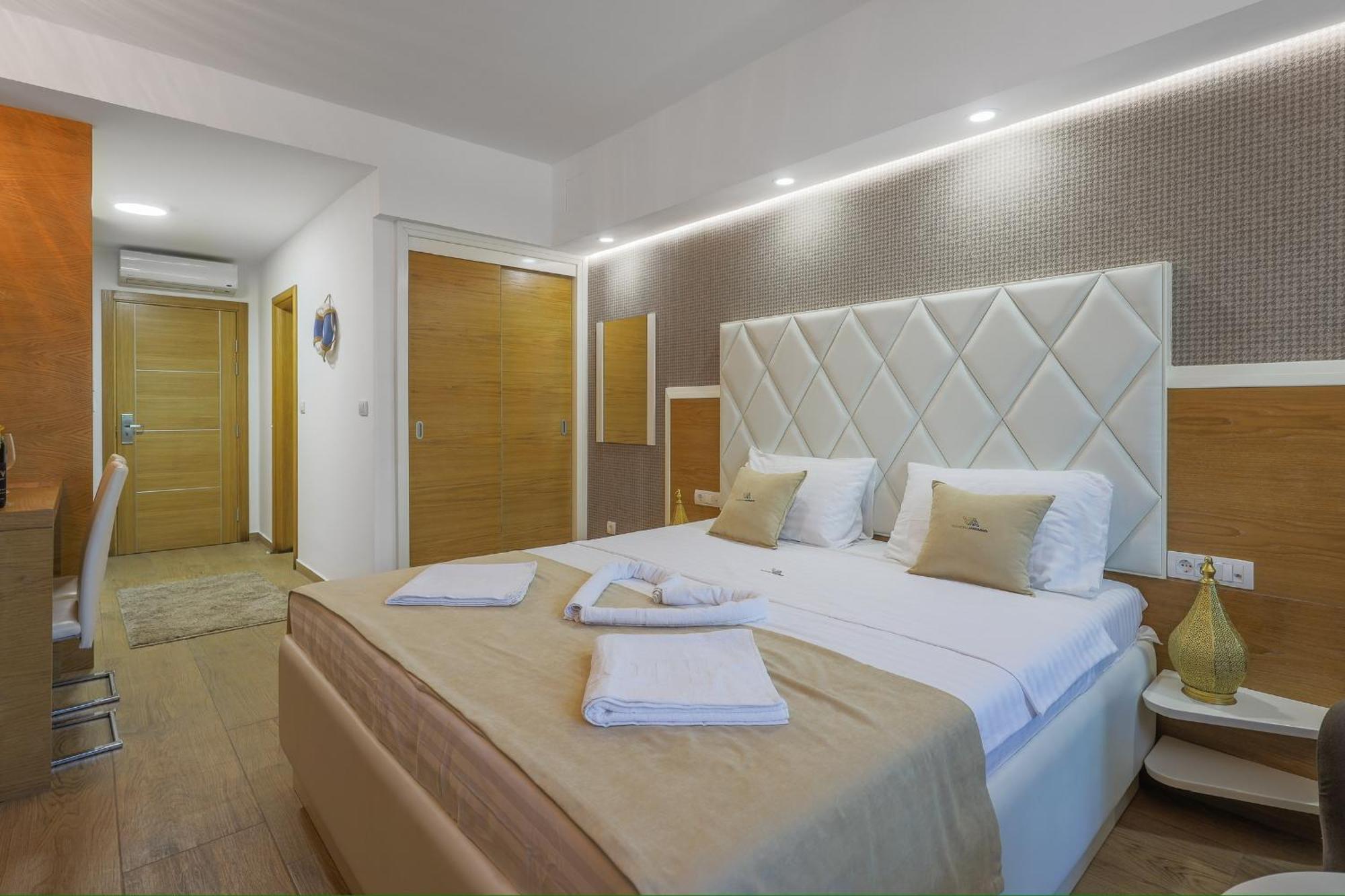 Vujanovic Apartments Sveti Stefan Esterno foto